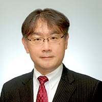 関 雄太
